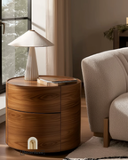 Table d’appoint ronde en bois