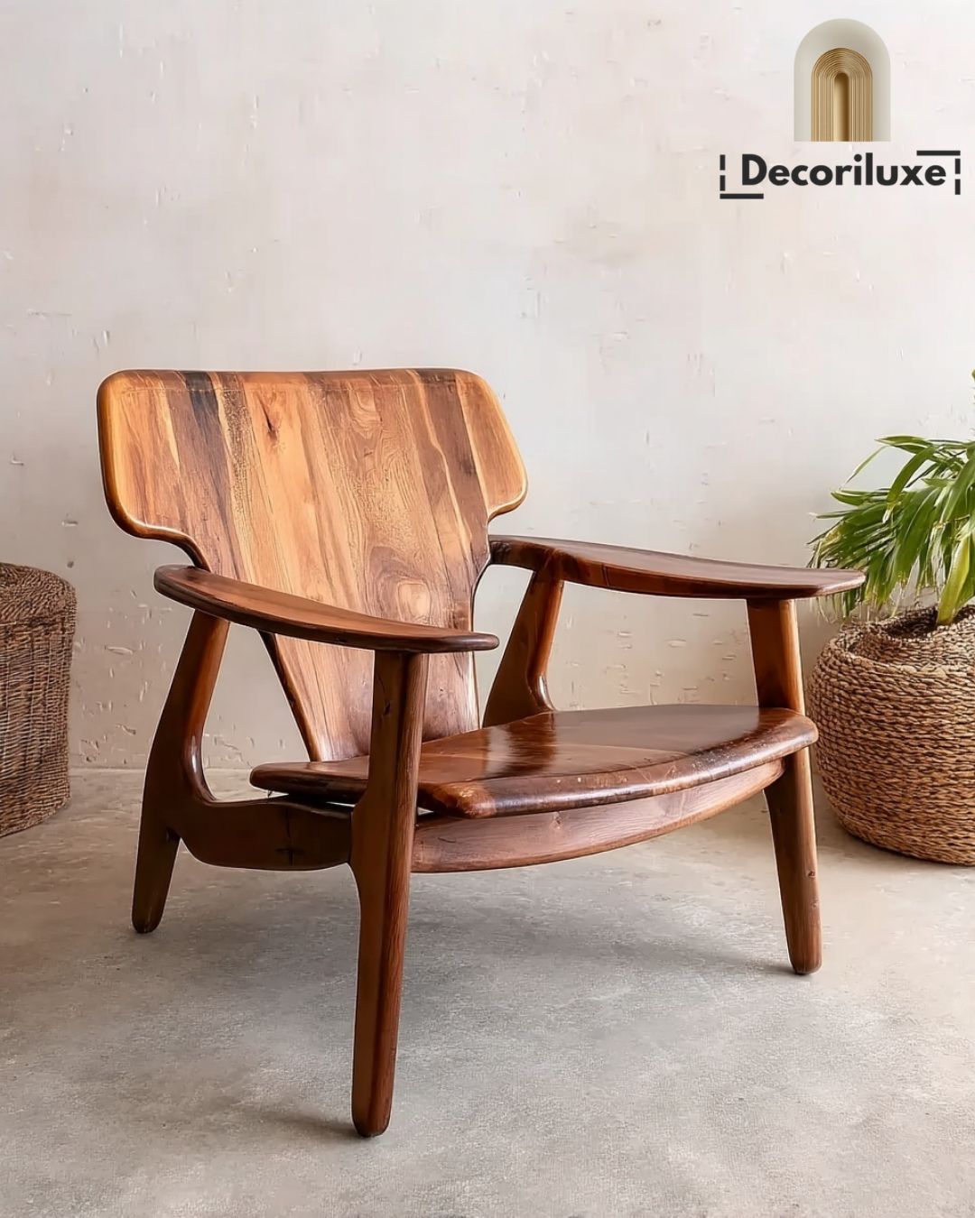 Fauteuil Lounge en Noyer – Élégance