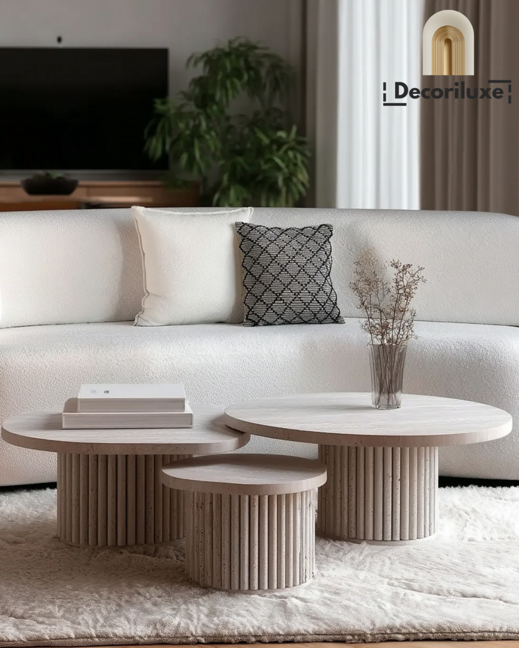 Trios Tables basses en travertin