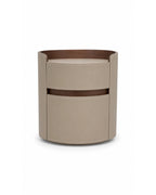 Table de chevet cylindrique sur fond blanc